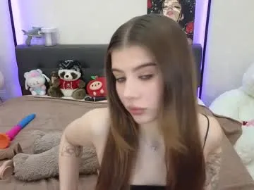 NightMint – webcam model profile photo Image 6