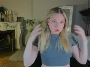 UKRaunchyRobyn – webcam model profile photo Image 18