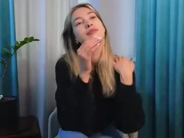 Sara- – webcam model profile photo Image 3