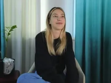 Sara- – webcam model profile photo Image 4