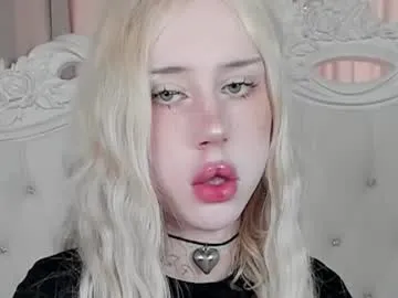 British_EmJess – webcam model profile photo Image 11