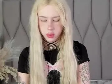 British_EmJess – webcam model profile photo Image 12