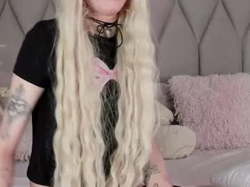 British_EmJess – webcam model profile photo Image 4