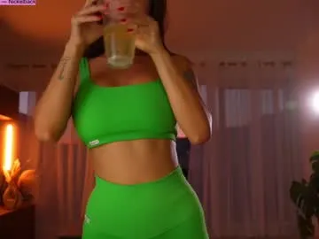 LoraDevine – webcam model profile photo Image 3