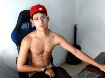 BlondeScarlettx – webcam model profile photo Image 2