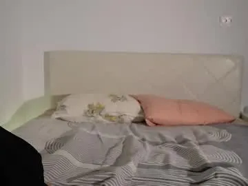 gravebabyxo – webcam model profile photo Image 9