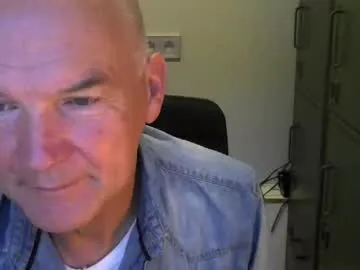 KaylinJan – webcam model profile photo Image 19