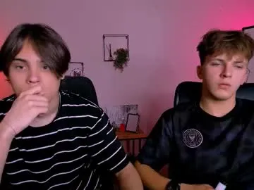 British_EmJess – webcam model profile photo Image 15