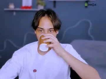 British_EmJess – webcam model profile photo Image 5