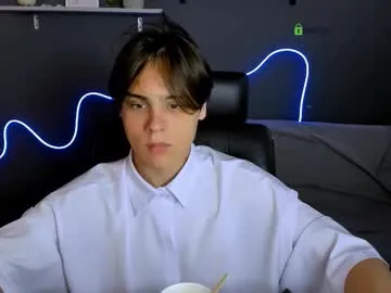 British_EmJess – webcam model profile photo Image 8