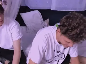 British_EmJess – webcam model profile photo Image 9