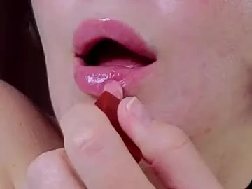 BlondeHott – webcam model profile photo Image 16