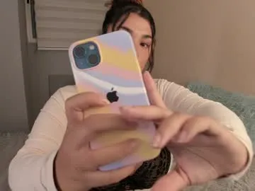 MarilynRainbow – webcam model profile photo Image 13