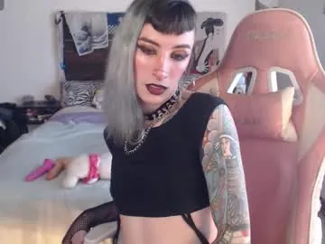 TyleneBuck – webcam model profile photo Image 13