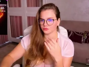 SelennaMoon – webcam model profile photo Image 15