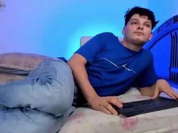 bigcocktwunk4u – webcam model profile photo Image 8