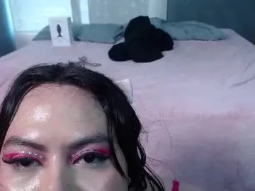 skyamber8v2 – webcam model profile photo Image 7