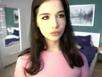 TyleneBuck – webcam model profile photo Image 4