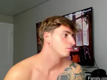 SelennaMoon – webcam model profile photo Image 16