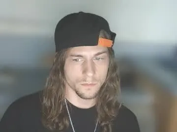 British_EmJess – webcam model profile photo Image 19