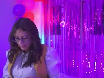 WhoreRobot – webcam model profile photo Image 15