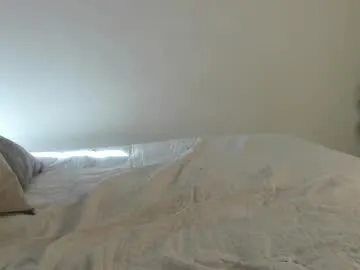 Alenushka888 – webcam model profile photo Image 2