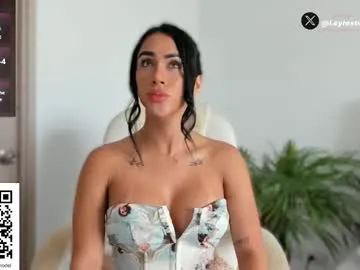 British_EmJess – webcam model profile photo Image 9