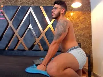 bigcocktwunk4u – webcam model profile photo Image 16