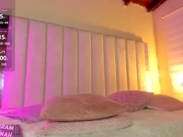 Olivija2020 – webcam model profile photo Image 16