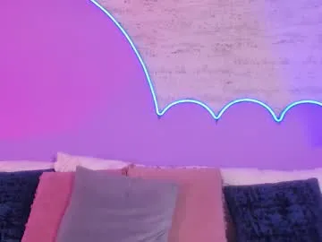 WhoreRobot – webcam model profile photo Image 11