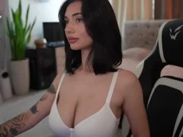 blondeangel_4u2 – webcam model profile photo Image 3