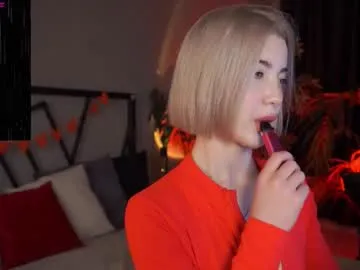 LeyaMeyers – webcam model profile photo Image 4