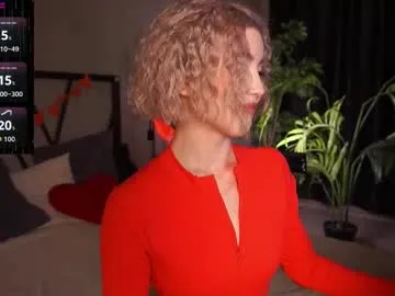 LeyaMeyers – webcam model profile photo Image 7