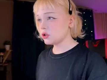 MiaTonyy – webcam model profile photo Image 18