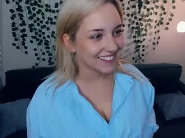 BlondeScarlettx – webcam model profile photo Image 12