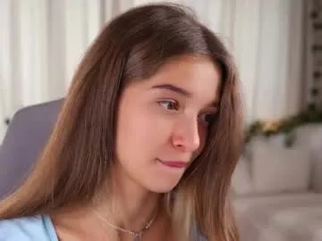 BlondeHott – webcam model profile photo Image 5