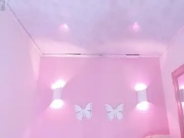 yourXgirl- – webcam model profile photo Image 16