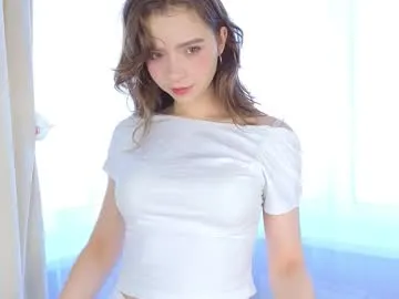 roouse – webcam model profile photo Image 19