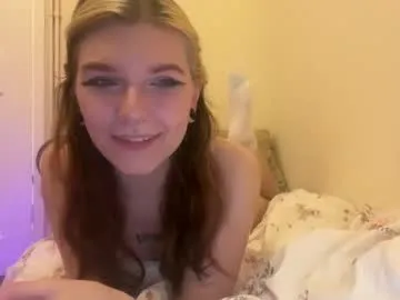 blondeangel_4u2 – webcam model profile photo Image 3