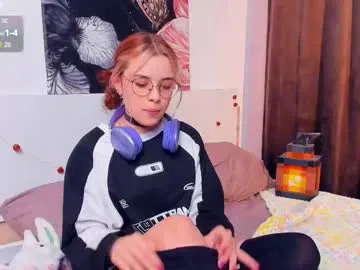 TyleneBuck – webcam model profile photo Image 12