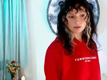 SusyBlair – webcam model profile photo Image 10