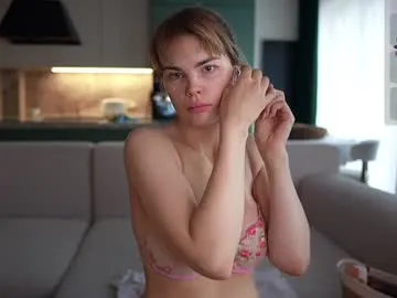 heanvenlyblonde – webcam model profile photo Image 11