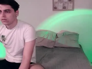 _Alicee_1 – webcam model profile photo Image 6