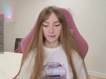 HelenStarUK – webcam model profile photo Image 14