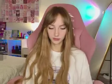 HelenStarUK – webcam model profile photo Image 18