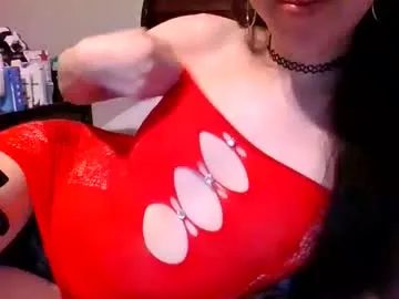 AmbeerLie – webcam model profile photo Image 14