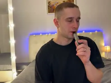 JessieBlonde – webcam model profile photo Image 2