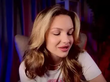 MartinaCroxx – webcam model profile photo Image 15