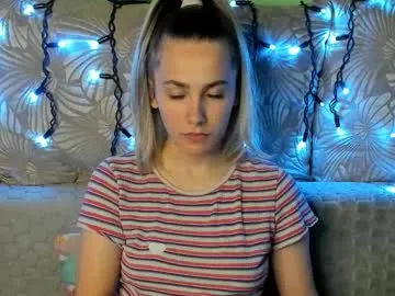 SusyBlair – webcam model profile photo Image 15