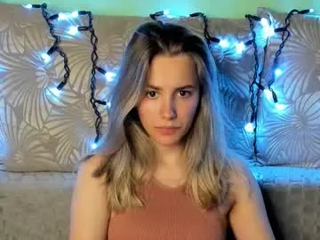 SusyBlair – webcam model profile photo Image 8